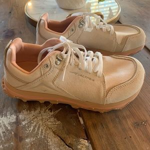 Altra Lone Peak Alpine New Without Box